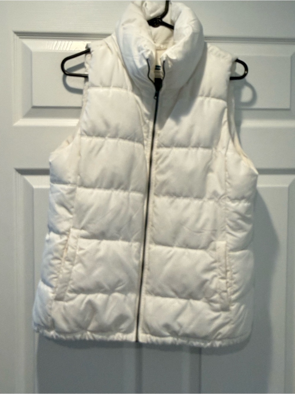 Old Navy White Quilted Puffer Vest with High Collar